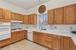 17643 Santa Ana, Bloomington, CA 92316 - Photo 6