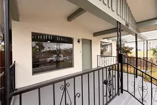 3415 Mont Clair, Los Angeles, CA 90018 - Photo 2