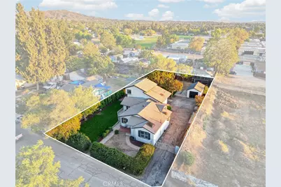 35133 Avenue C, Yucaipa, CA 92399 - Photo 2