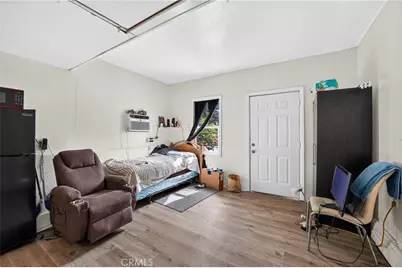 23762 Manzanita Drive, Crestline, CA 92325 - Photo 12