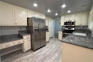 13184 March, Corona, CA 92879 - Photo 6
