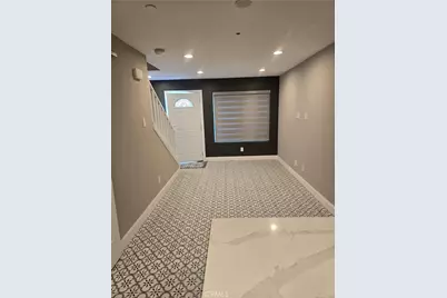 16408 Valencia, Fontana, CA 92335 - Photo 8