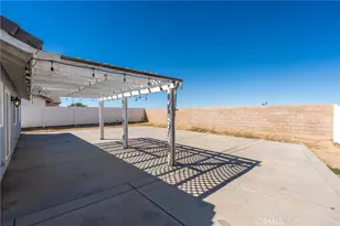 10814 Rose Ct, Adelanto, CA 92301 - Photo 20