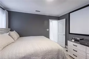 2121 Valencia, Santa Ana, CA 92706 - Photo 20