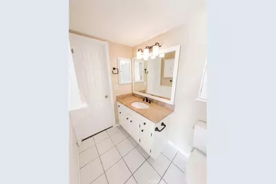 4665 Guava Avenue, Seal Beach, CA 90740 - Photo 10