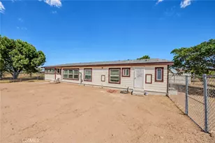 8725 Cedar, Phelan, CA 92371 - Photo 34