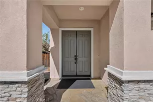11123 Violet Ct, Riverside, CA 92503 - Photo 6