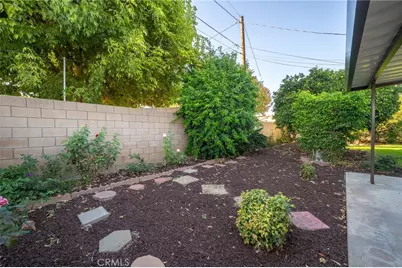 212 N Acacia Avenue, Rialto, CA 92376 - Photo 24