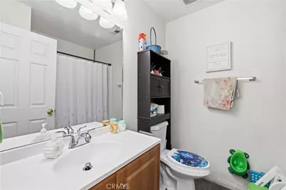 1021 W Avenue J13, Lancaster, CA 93534 - Photo 10