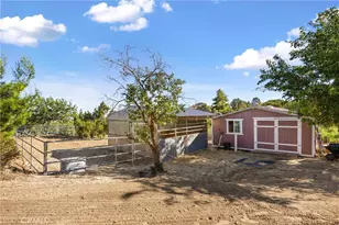 1034 Hollister Rd, Pinon Hills, CA 92372 - Photo 54