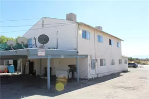 16395 Village, Victorville, CA 92394 - Photo 4