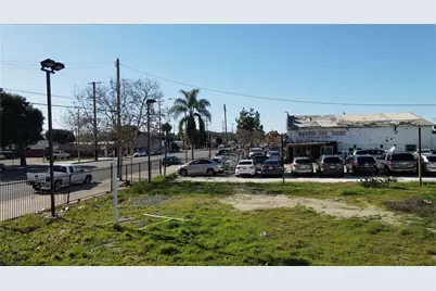 1137 E Mission Boulevard, Pomona, CA 91766 - Photo 2