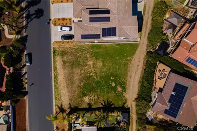 22760 Cascade Drive, Canyon Lake, CA 92587 - Photo 4