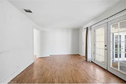 611 S Griffith Park, Burbank, CA 91506 - Photo 14