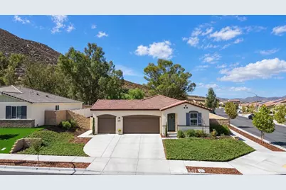29715 Tanoak Ct, Winchester, CA 92596 - Photo 2