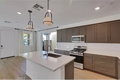 16183 Juno Way #7, Fontana, CA 92336 - Photo 10