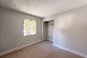19838 Sandpiper Pl, Newhall, CA 91321 - Photo 12