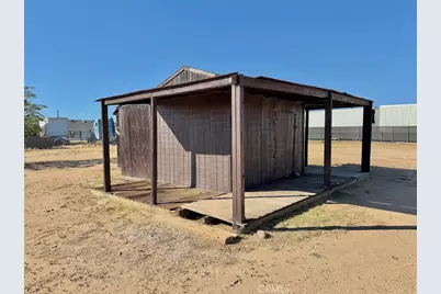 18075 Verano, Hesperia, CA 92345 - Photo 32