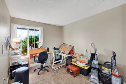 1282 W Hawthorne, Bloomington, CA 92316 - Photo 18
