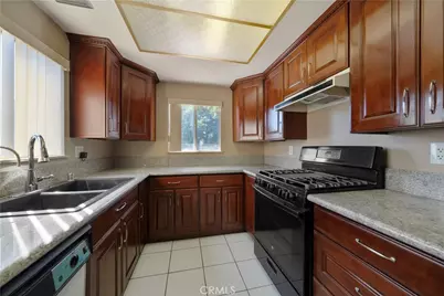 1486 Creekside, San Bernardino, CA 92407 - Photo 2