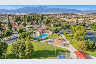 11817 Alabaster Court, Fontana, CA 92337 - Photo 46