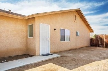 7280 Murray Ln, Yucca Valley, CA 92284-7451