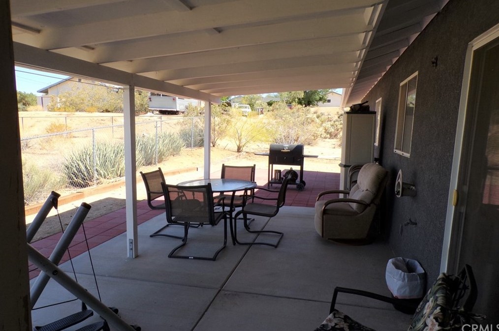 61609 Adobe Dr, Joshua Tree, CA 92252