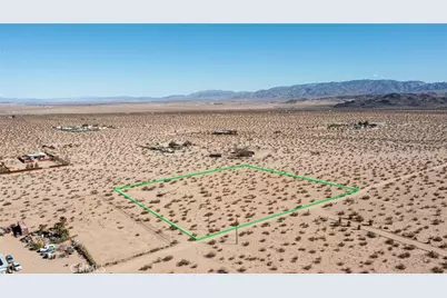 1300 Mt Shasta, Joshua Tree, CA 92252 - Photo 2