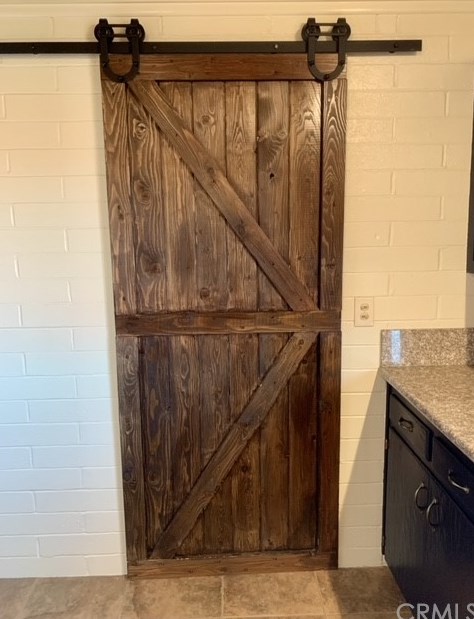 6291 Lear Ave, Twntynine Plm CA  92277-9143 exterior