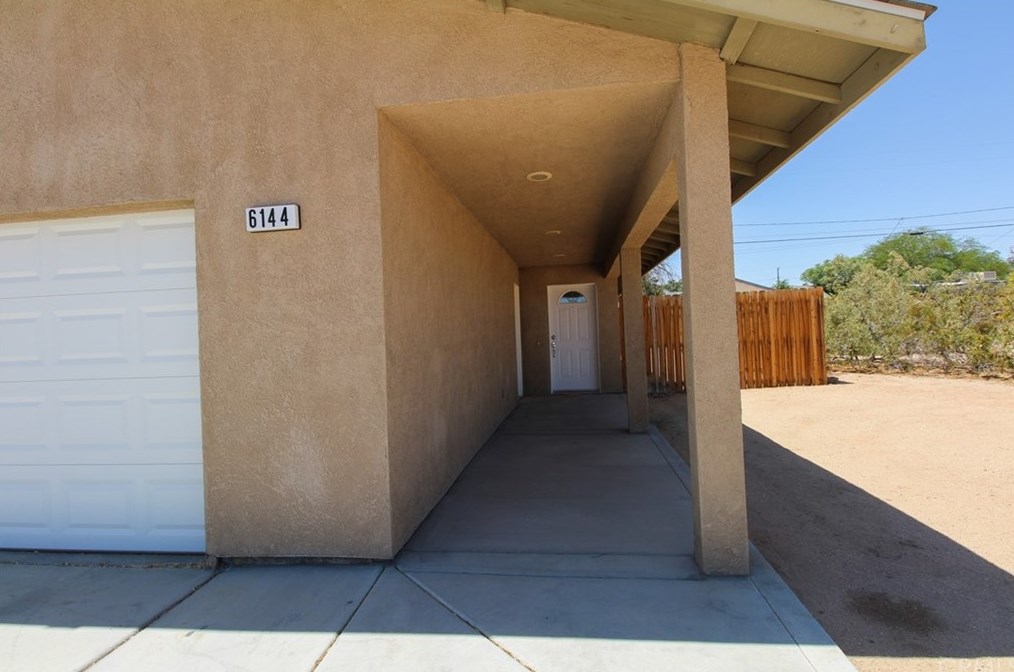 6144 Cahuilla Ave, Twntynine Plm, CA 92277-2008