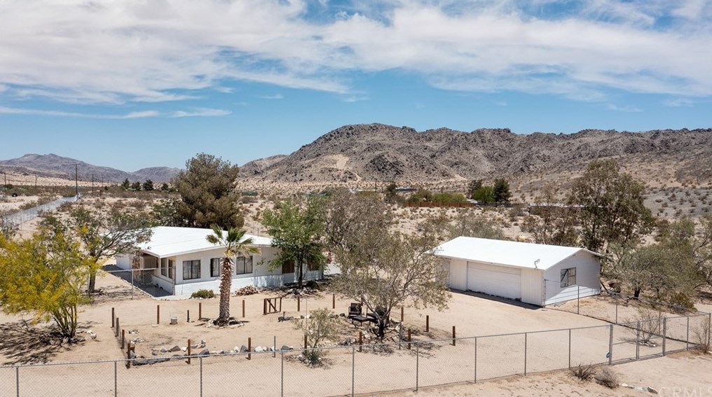 5275 Charles Rd, Yucca Valley, CA 92285
