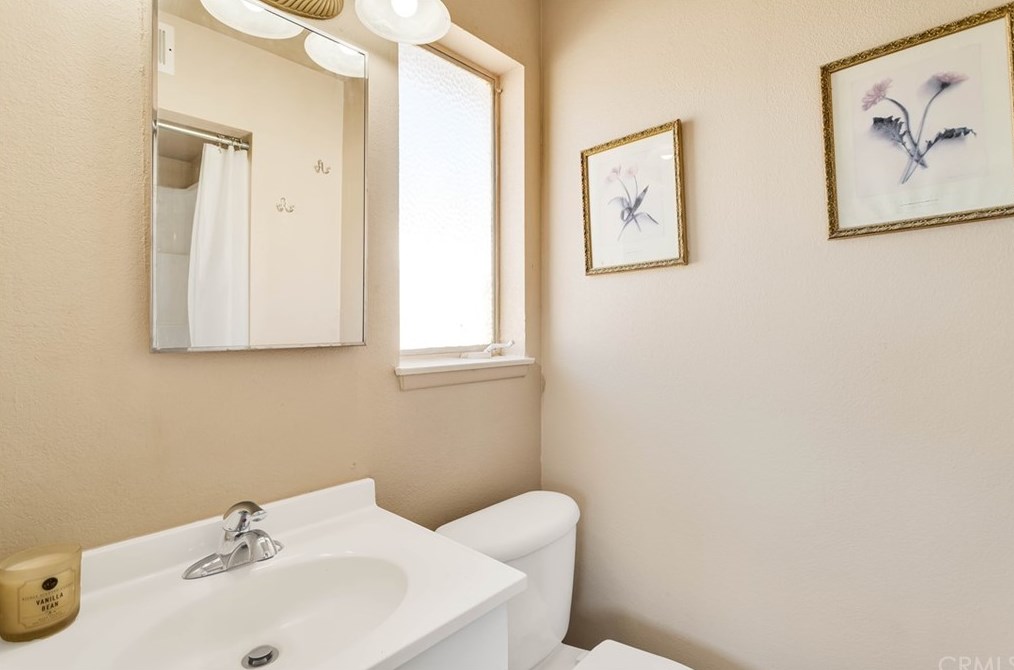 73038 Sunnyvale Dr, Twntynine Plm CA  92277-2243 exterior