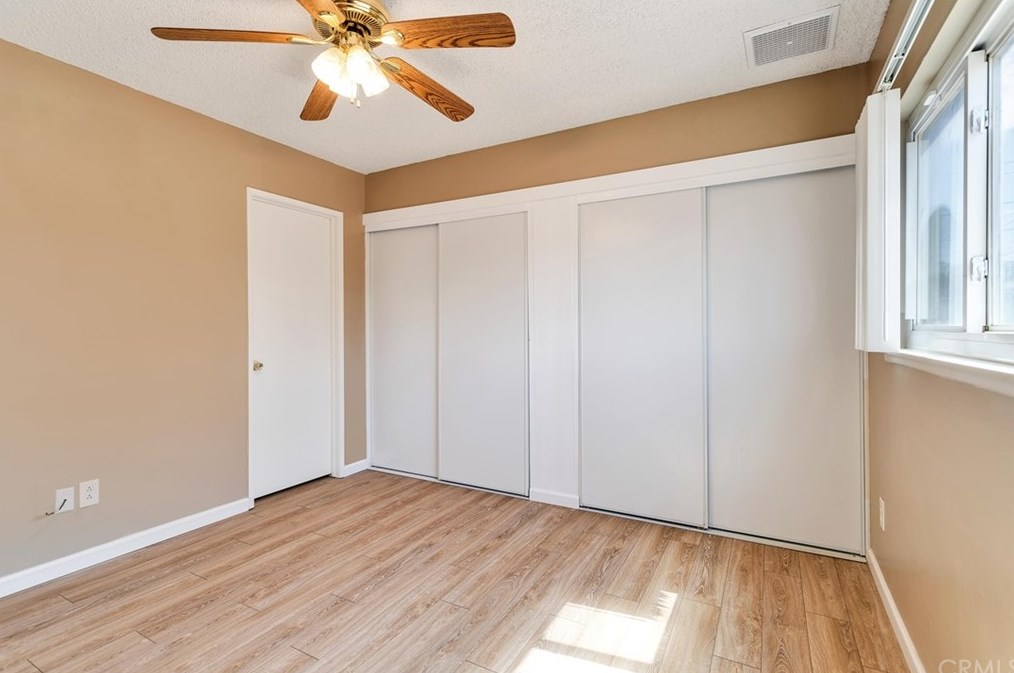 5530 Lupine Ave, Twntynine Plm CA  92277-1468 exterior