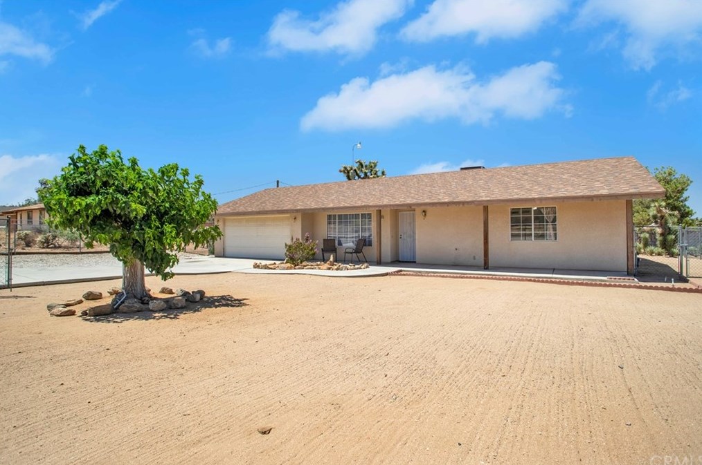 58780 Buena Vista Dr, Yucca Valley, CA 92284-6651