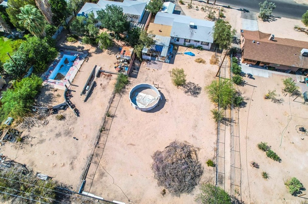 73355 Sun Valley Dr, Twntynine Plm CA  92277-2231 exterior