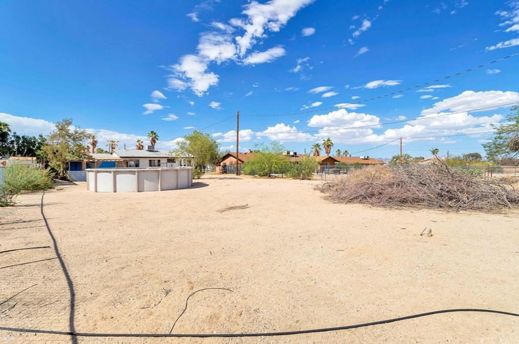 73355 Sun Valley Dr, Twntynine Plm CA  92277-2231 exterior