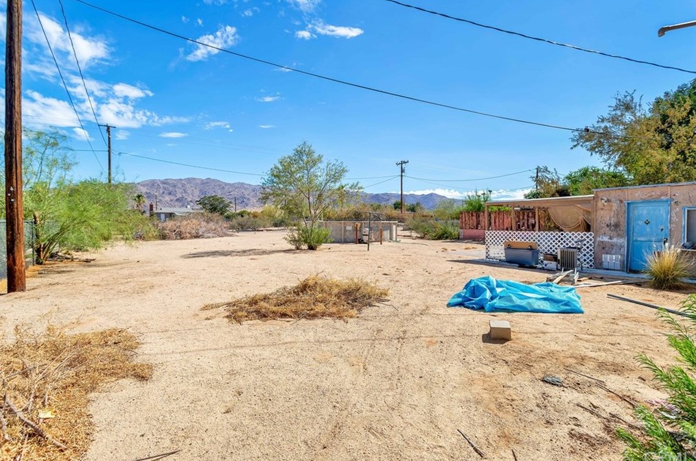 73355 Sun Valley Dr, Twntynine Plm CA  92277-2231 exterior