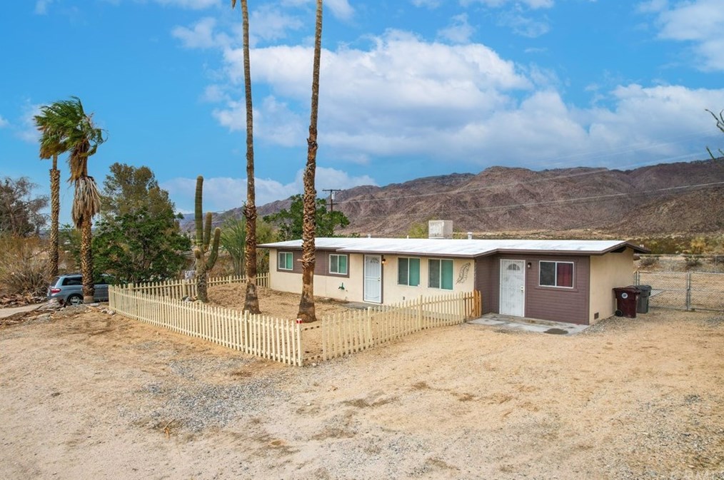71621 Juanita Dr, Twntynine Plm, CA 92277-2807