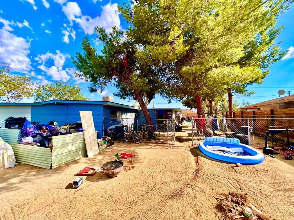 6362 Marvin Dr, Yucca Valley, CA 92284-5730