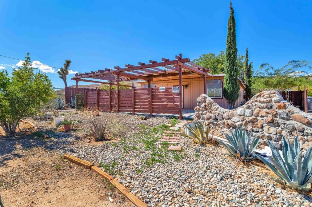 55620 Sunset Dr, Yucca Valley, CA 92284