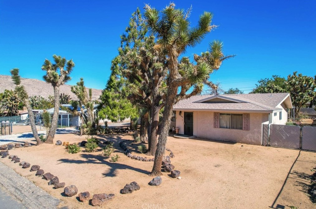 7575 Inca, Yucca Valley, CA 92284