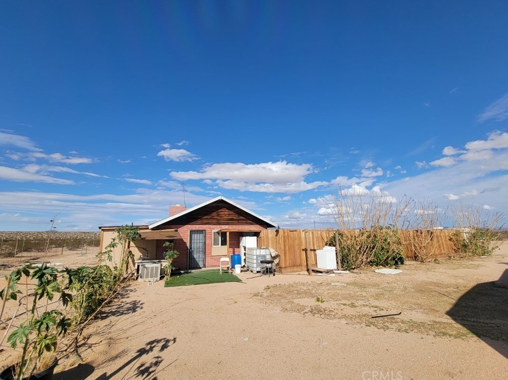65419 Daisy Ln, Joshua Tree, CA 92252