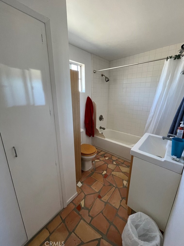 3546 Dusty Mile Rd, Yucca Valley CA  92285-2047 exterior