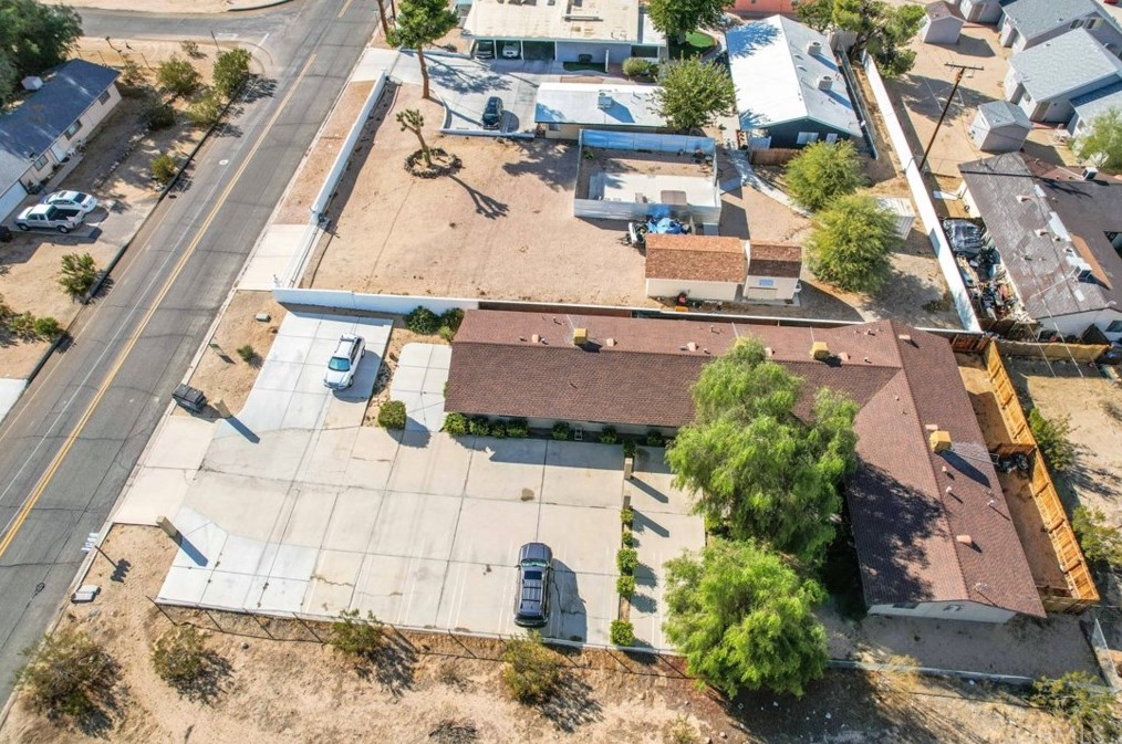 62082 Chollita Rd, Joshua Tree CA  92252-2399 exterior