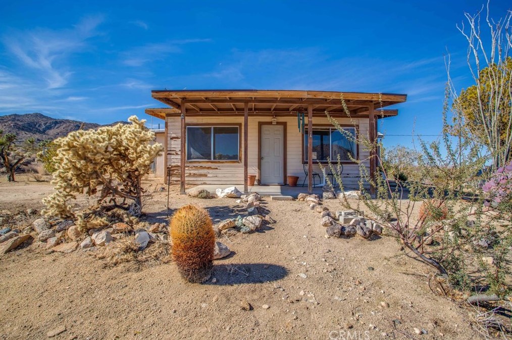 8200 Star Ln, Joshua Tree, CA 92252-3260