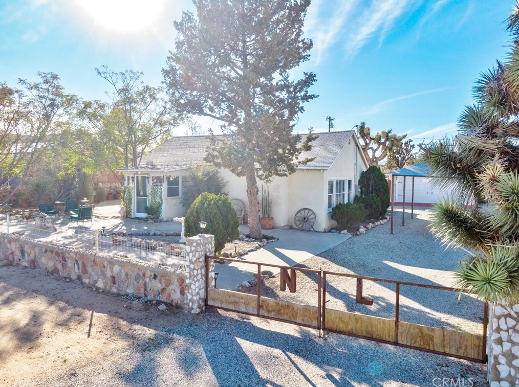 7550 Elk Trl, Yucca Valley, CA 92284-3312