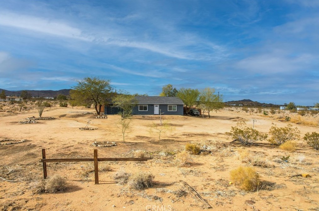 2222 Bruni Rd, Yucca Valley, CA 92285