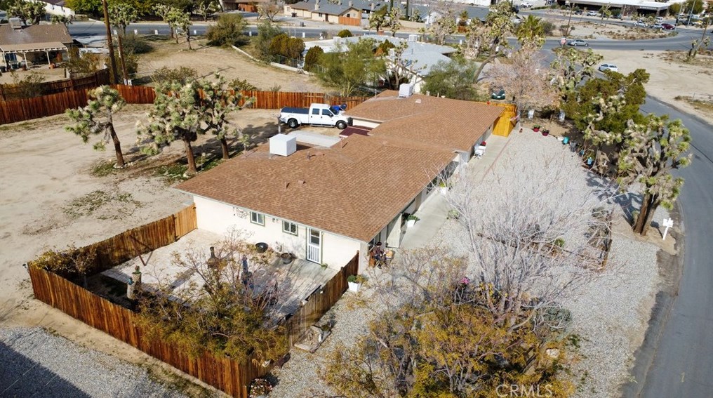 7384 Elata Ave, Yucca Valley, CA 92284-3737