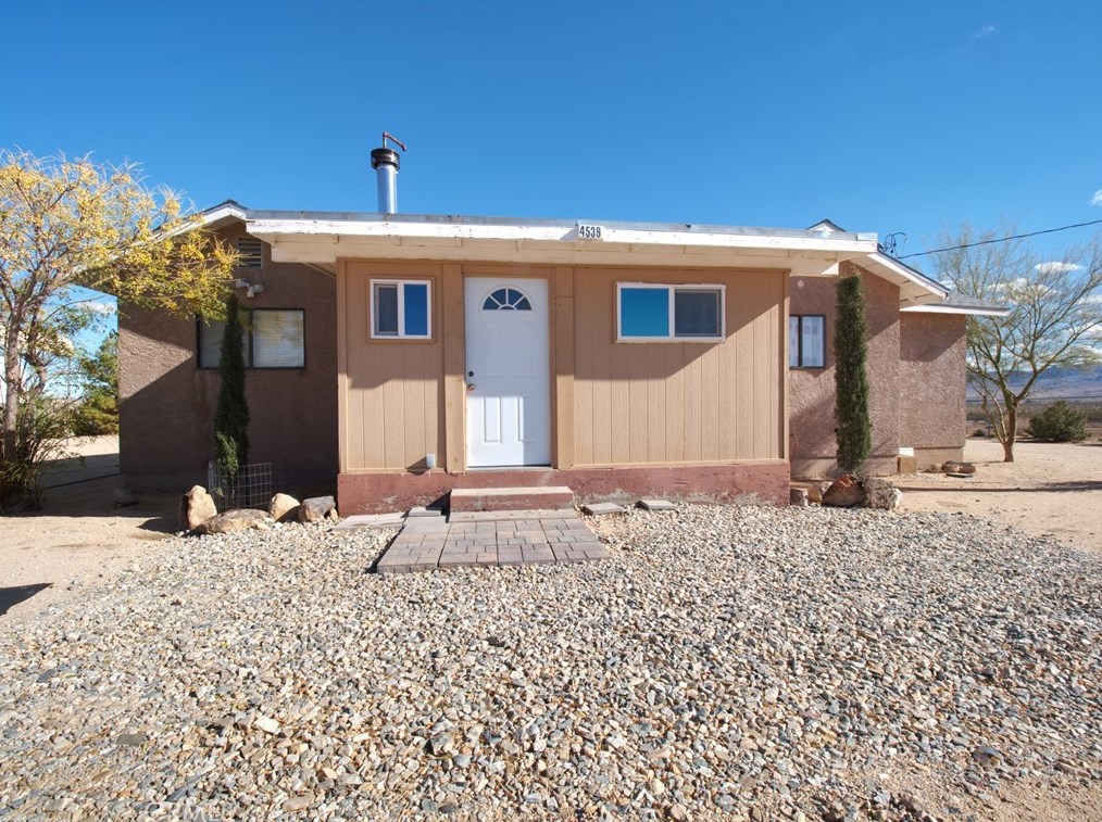 4539 Border Ave, Joshua Tree, CA 92252-3529