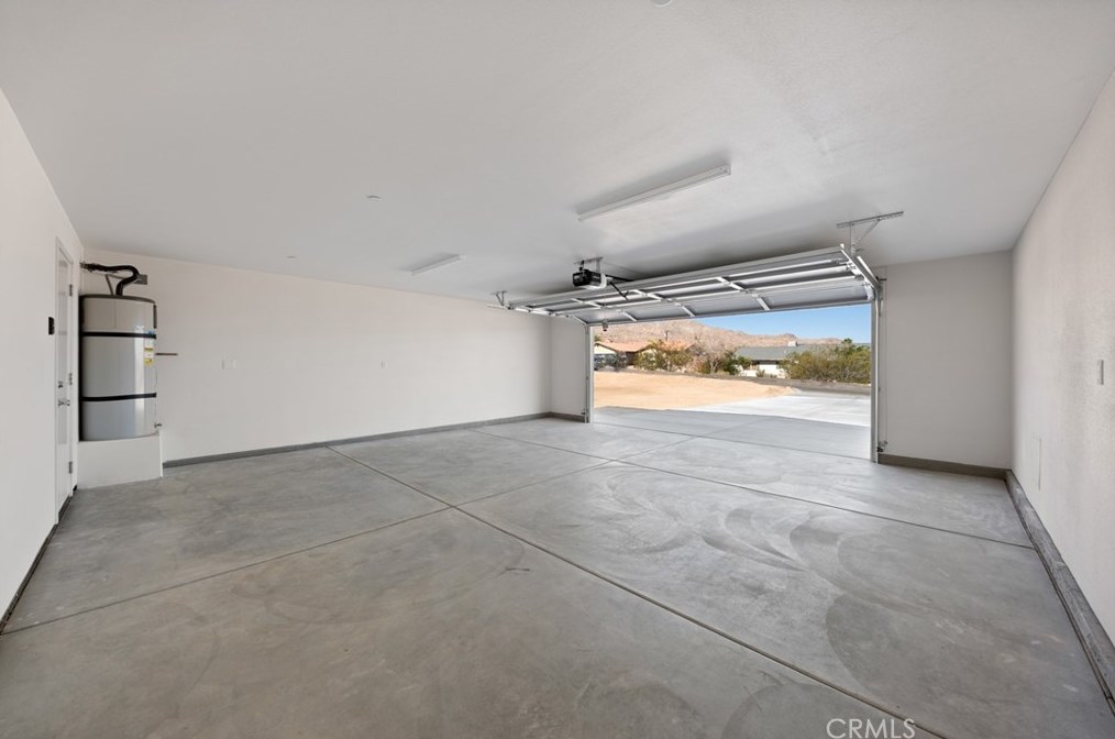 7650 Rockaway Ave, Yucca Valley CA  92284-2383 exterior